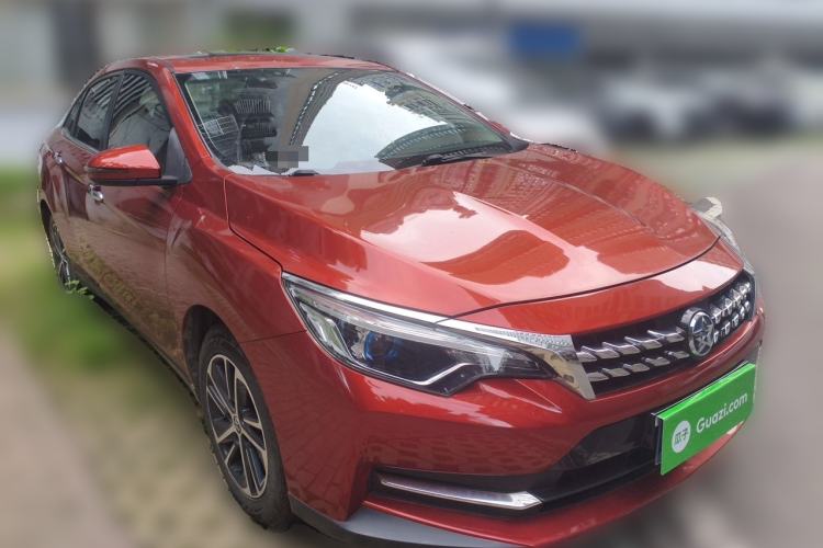 Used Venucia D60 2018 1.6L CVT Smart Connect Elite Edition Front Right 45 Deg