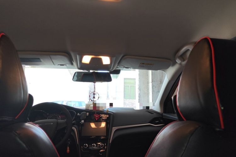 Used Venucia D60 2018 1.6L CVT Comfort Edition Headliner