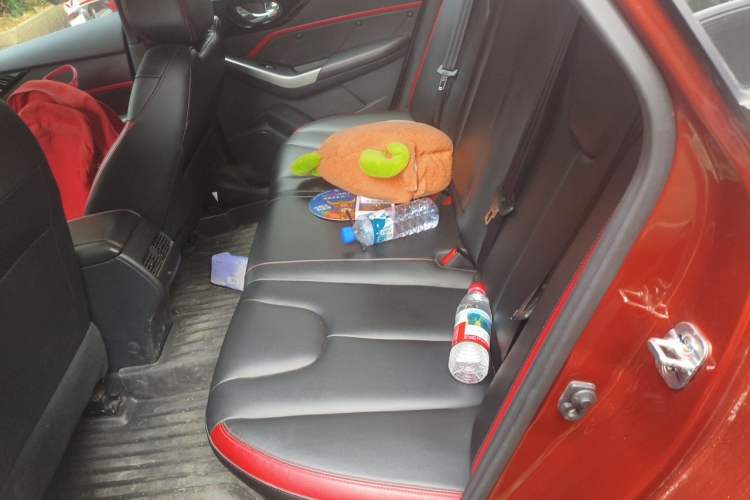 Used Venucia D60 2018 1.6L CVT Smart Connect Elite Edition Left Rear Seat
