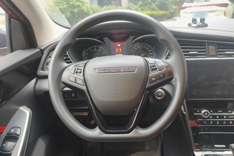 Used Venucia D60 2018 1.6L CVT Smart Connect Elite Edition Steering Wheel