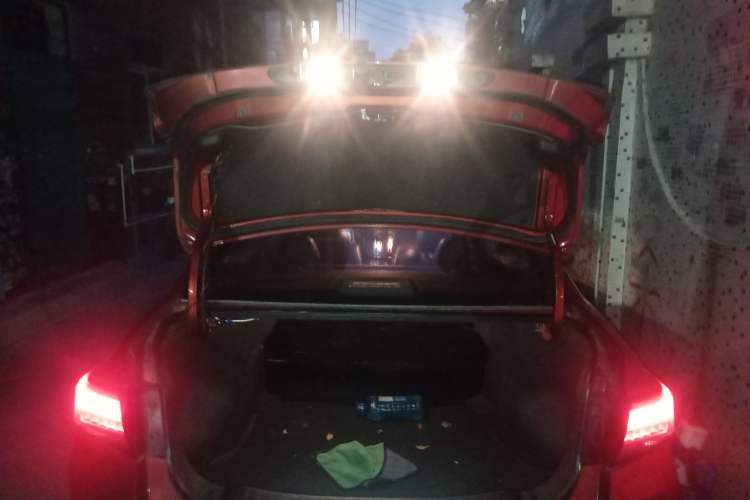 Used Venucia D60 2018 1.6L Manual Smart Connect Elite Edition Trunk