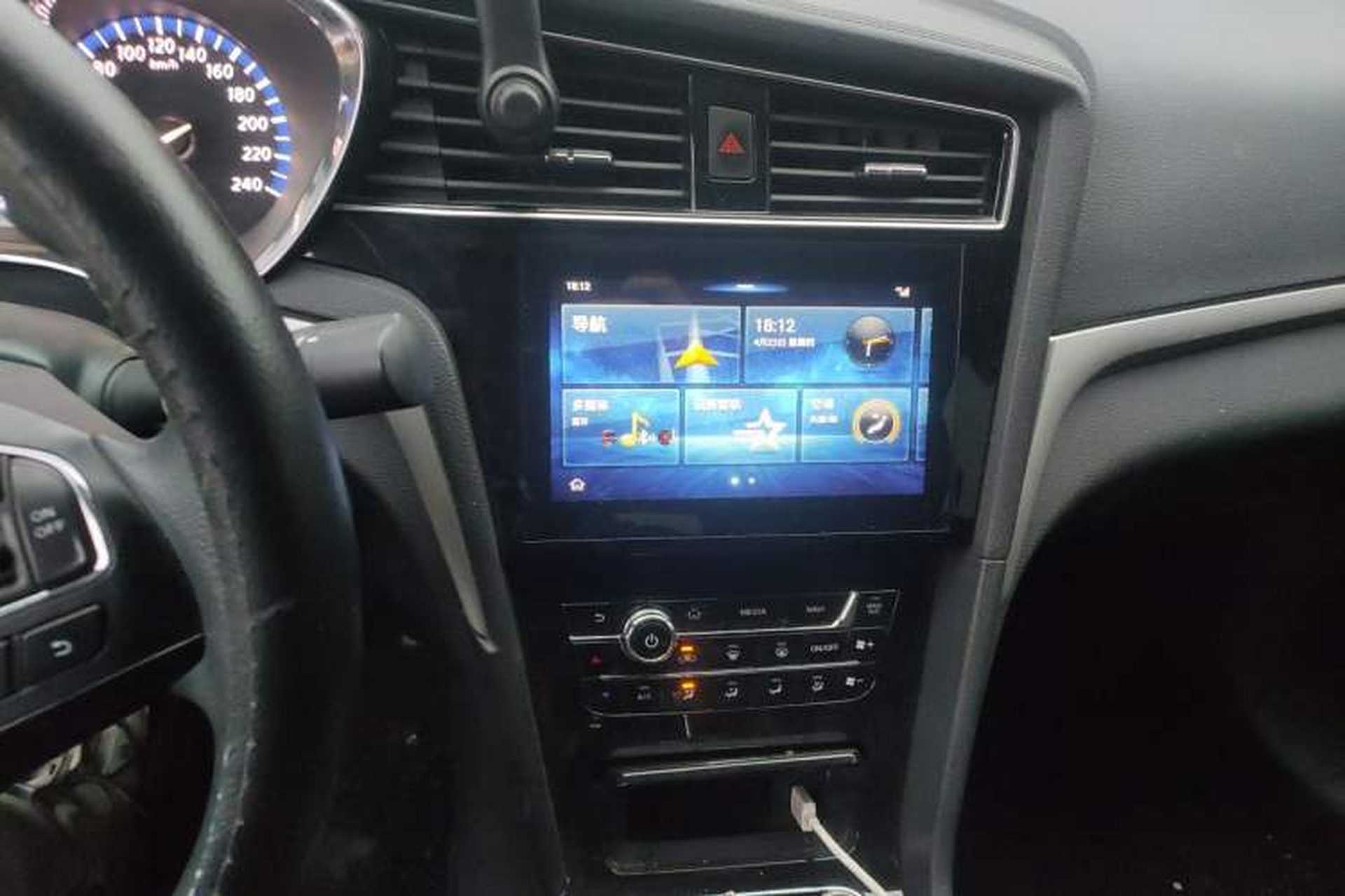 Used Venucia D60 2018 1.6L Manual Smart Connect Elite Edition Audio And AC Panel