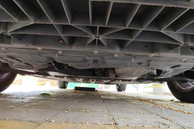 Used Venucia D60 2018 1.6L CVT Smart Connect Elite Edition Chassis Front