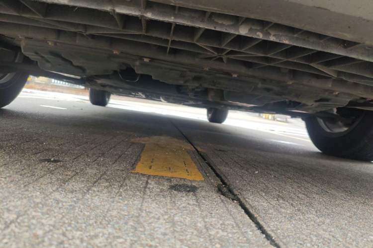 Used Venucia D60 2018 1.6L CVT Smart Connect Elite Edition Chassis Front