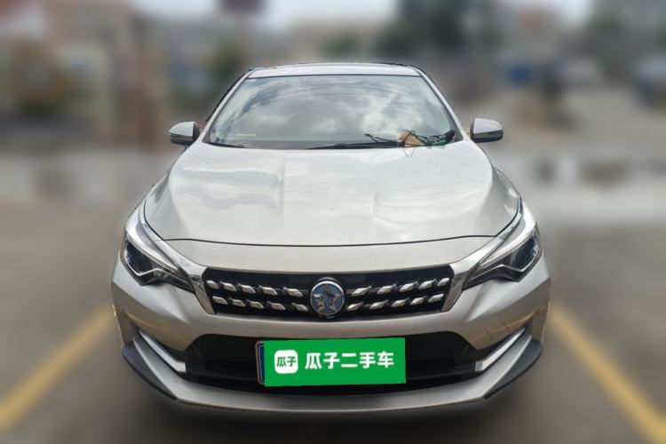Used Venucia D60 2018 1.6L CVT Smart Connect Elite Edition Front