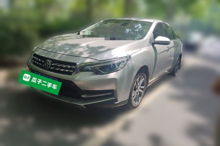 Venucia D60 2018 1.6L CVT Smart Connect Elite Edition usata Guazi used car, China used car export, Used car for sale, Used cars, Cheapest cars for sale