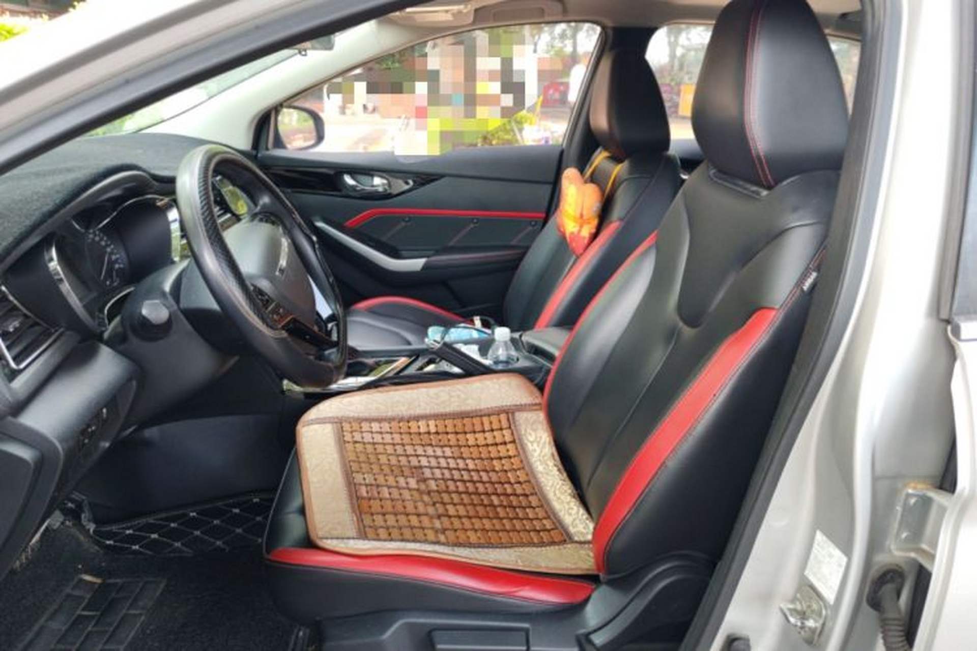 Used Venucia D60 2018 1.6L CVT Smart Connect Elite Edition Left Front Seat