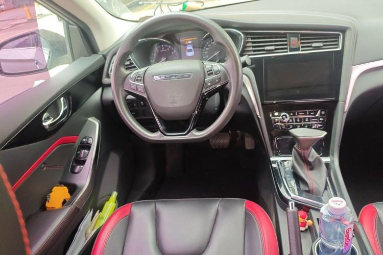 Used Venucia D60 2018 1.6L CVT Smart Connect Elite Edition Steering Wheel