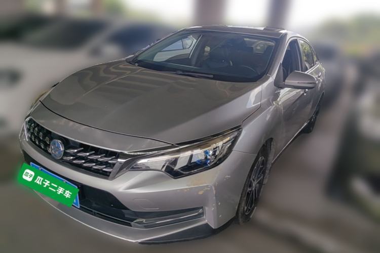 Used Venucia D60 2018 1.6L CVT Smart Connect Elite Edition Guazi used car, China used car export, Used car for sale, Used  cars, Cheapest cars for sale