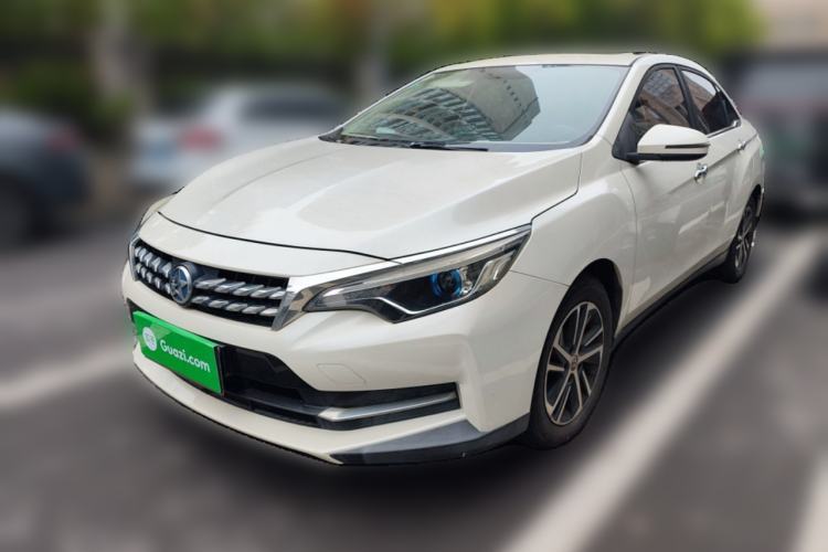 Used Venucia D60 2018 1.6L CVT Smart Connect Elite Edition Guazi used car, China used car export, Used car for sale, Used cars, Cheapest cars for sale