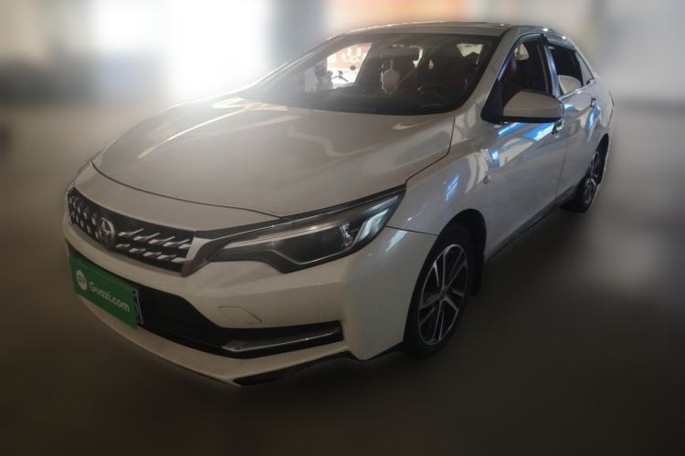 Used Venucia D60 2018 1.6L CVT Comfort Edition Guazi used car, China used car export, Used car for sale, Used cars, Cheapest cars for sale