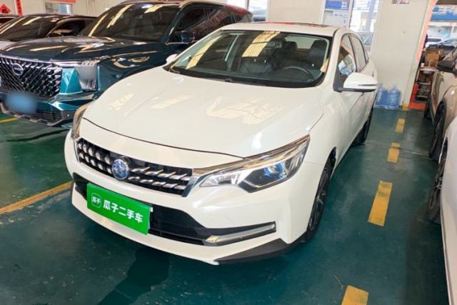 Used Venucia D60 2018 1.6L Manual Smart Connect Elite Edition