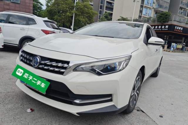 Used Venucia D60 2018 1.6L CVT Smart Connect Elite Edition