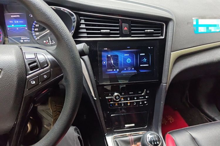 Used Venucia D60 2018 1.6L Manual Smart Connect Elite Edition Audio And AC Panel