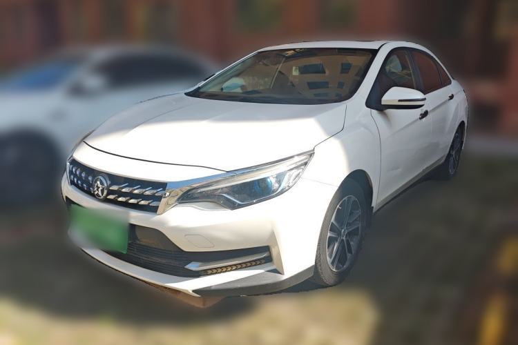 Used Venucia D60 2018 1.6L CVT Smart Connect Elite Edition Guazi used car, China used car export, Used car for sale, Used  cars, Cheapest cars for sale
