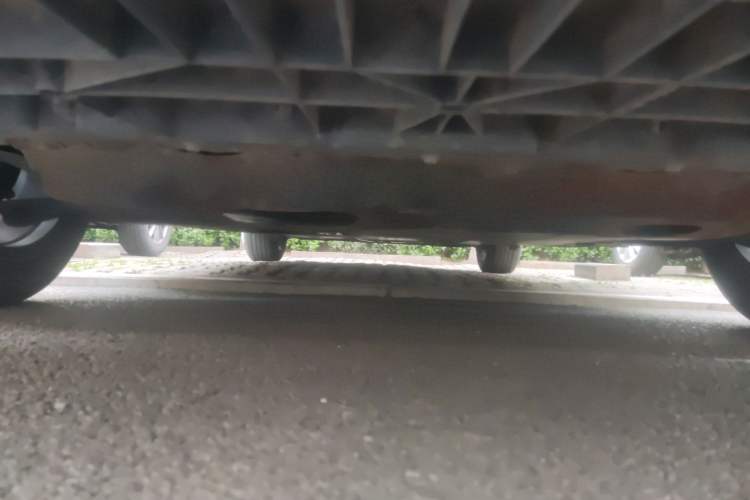 Used Venucia D60 2018 1.6L Manual Smart Connect Elite Edition Chassis Front