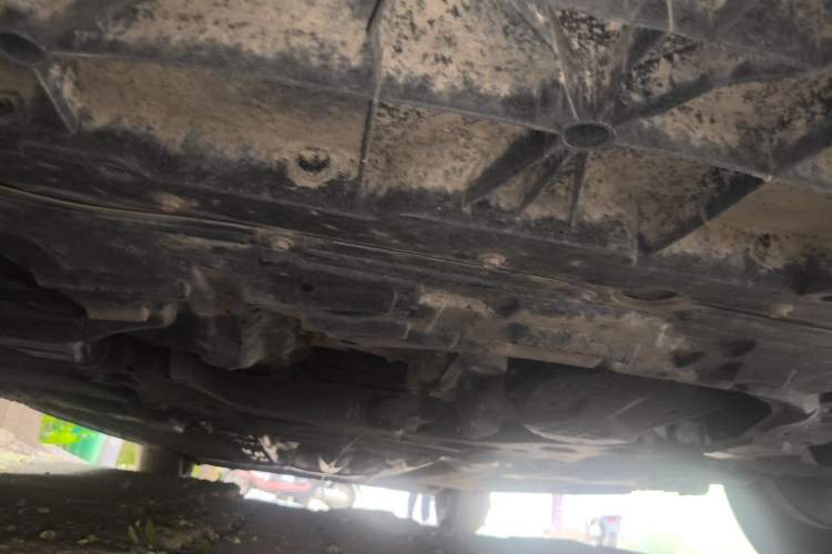 Used Venucia D60 2018 1.6L CVT Smart Connect Elite Edition Chassis Front