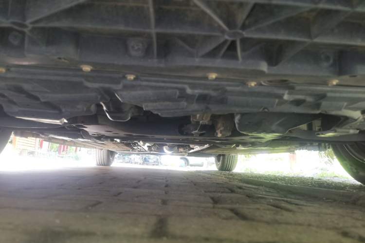 Used Venucia D60 2018 1.6L CVT Smart Connect Elite Edition Chassis Front