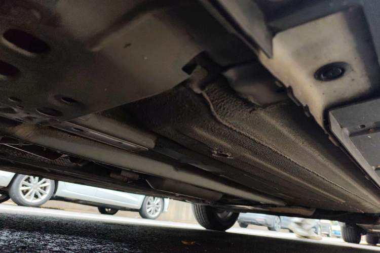 Used Venucia D60 2018 1.6L CVT Smart Connect Elite Edition Chassis Front Left
