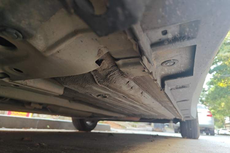 Used Venucia D60 2018 1.6L CVT Smart Connect Elite Edition Chassis Front Left