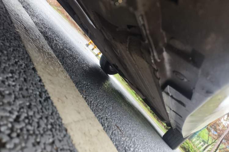 Used Venucia D60 2018 1.6L Manual Comfort Edition Chassis Front Left