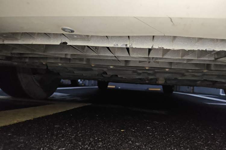 Used Venucia D60 2018 1.6L CVT Smart Connect Elite Edition Chassis Front