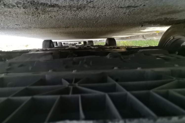 Used Venucia D60 2018 1.6L CVT Smart Connect Elite Edition Chassis Front