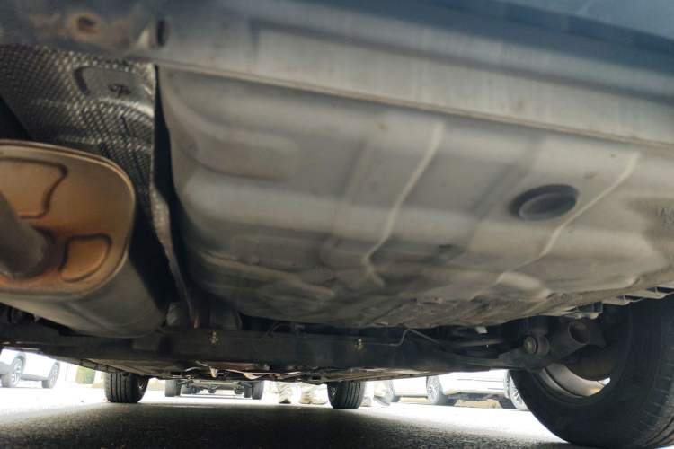 Used Venucia D60 2018 1.6L CVT Smart Connect Elite Edition Chassis Rear