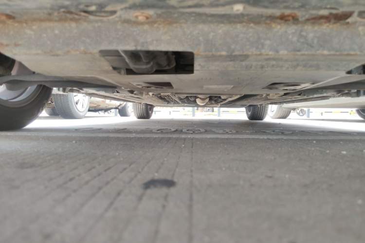 Used Venucia D60 2018 1.6L CVT Smart Connect Elite Edition Chassis Rear