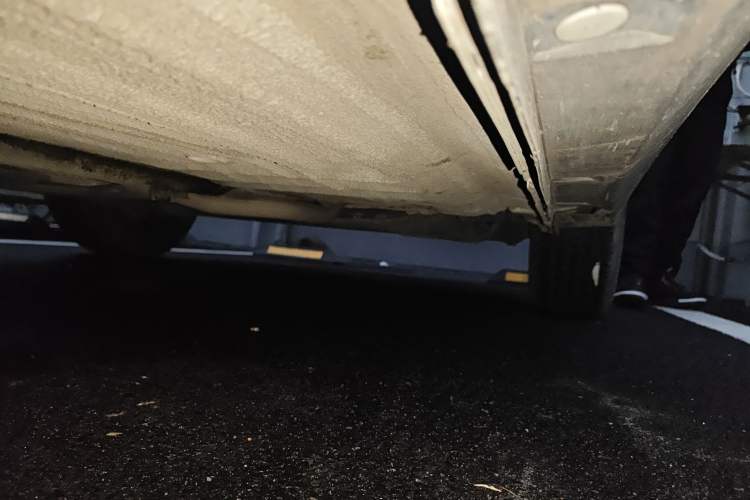 Used Venucia D60 2018 1.6L CVT Smart Connect Elite Edition Chassis Rear Left