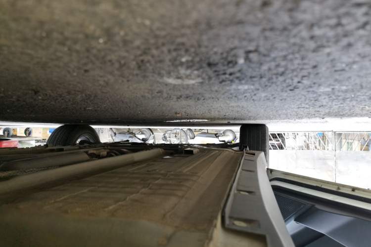 Used Venucia D60 2018 1.6L Manual Comfort Edition Chassis Rear Left