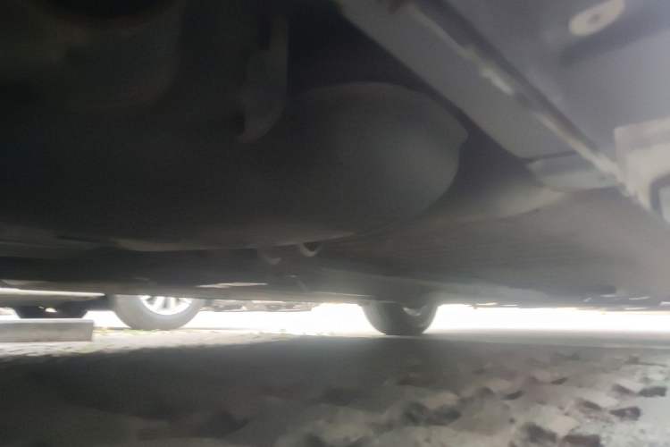 Used Venucia D60 2018 1.6L Manual Smart Connect Elite Edition Chassis Rear Right