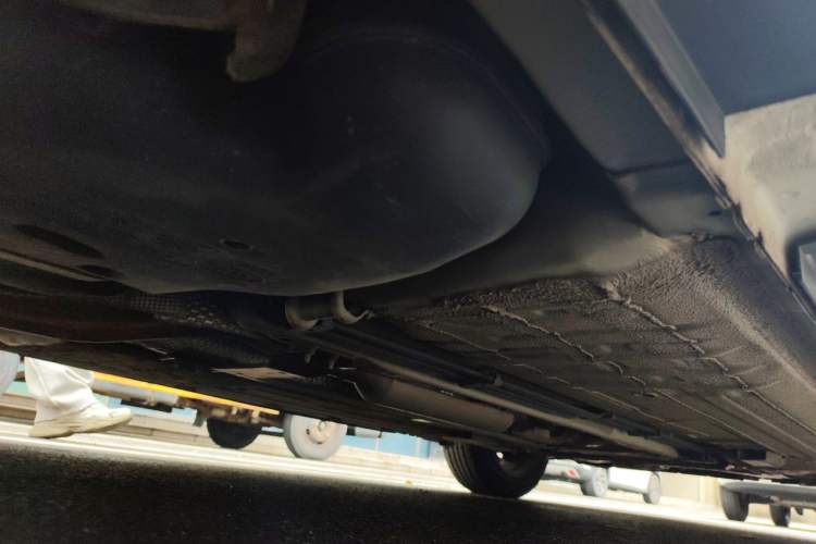 Used Venucia D60 2018 1.6L CVT Smart Connect Elite Edition Chassis Rear Right