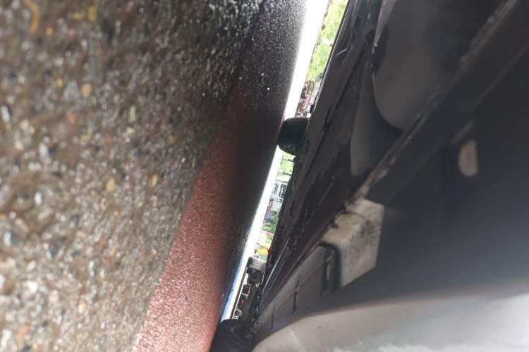 Used Venucia D60 2018 1.6L CVT Smart Connect Elite Edition Chassis Rear Right