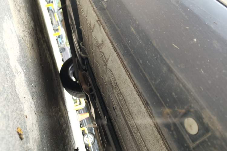 Used Venucia D60 2018 1.6L CVT Smart Connect Elite Edition Chassis Rear Right