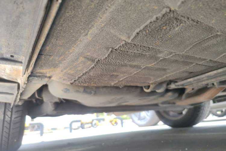 Used Venucia D60 2018 1.6L CVT Smart Connect Elite Edition Chassis Rear Right