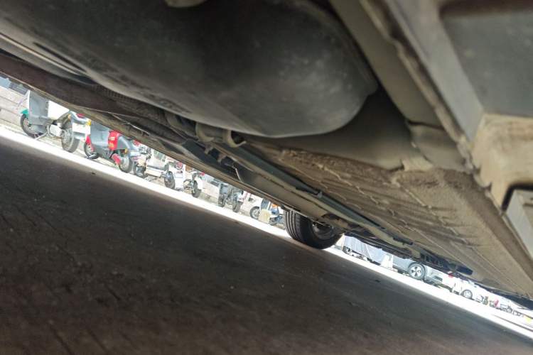 Used Venucia D60 2018 1.6L CVT Smart Connect Elite Edition Chassis Rear Right