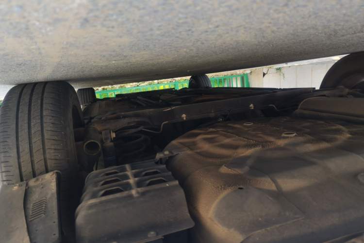 Used Venucia D60 2018 1.6L Manual Smart Connect Elite Edition Chassis Rear Right