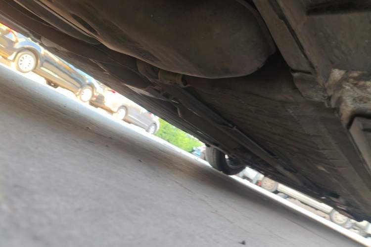 Used Venucia D60 2018 1.6L CVT Smart Connect Elite Edition Chassis Rear Right