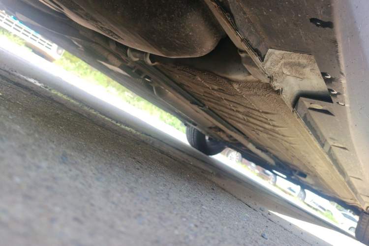 Used Venucia D60 2018 1.6L CVT Smart Connect Elite Edition Chassis Rear Right
