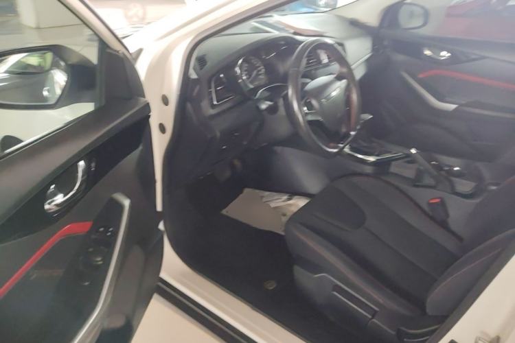 Used Venucia D60 2018 1.6L CVT Comfort Edition Driver Seat