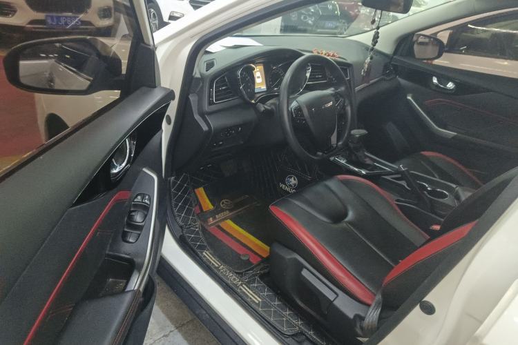 Used Venucia D60 2018 1.6L CVT Smart Connect Elite Edition Driver Seat