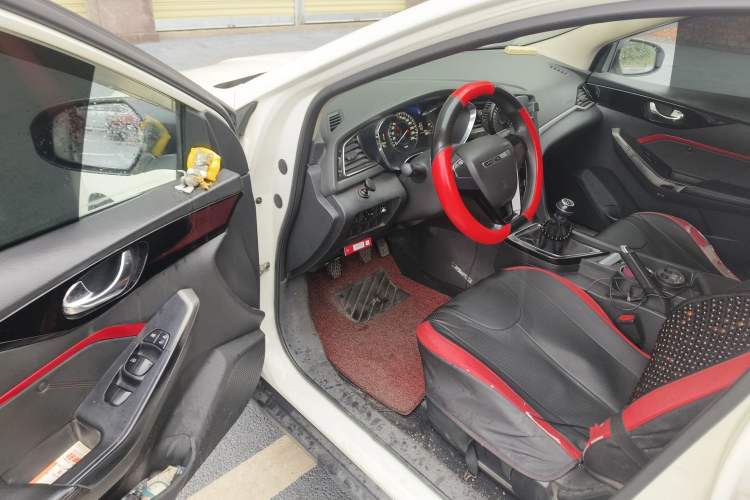 Used Venucia D60 2018 1.6L Manual Comfort Edition Driver Seat