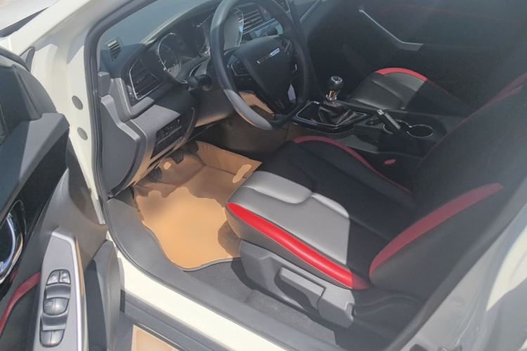 Used Venucia D60 2018 1.6L Manual Smart Connect Elite Edition Driver Seat