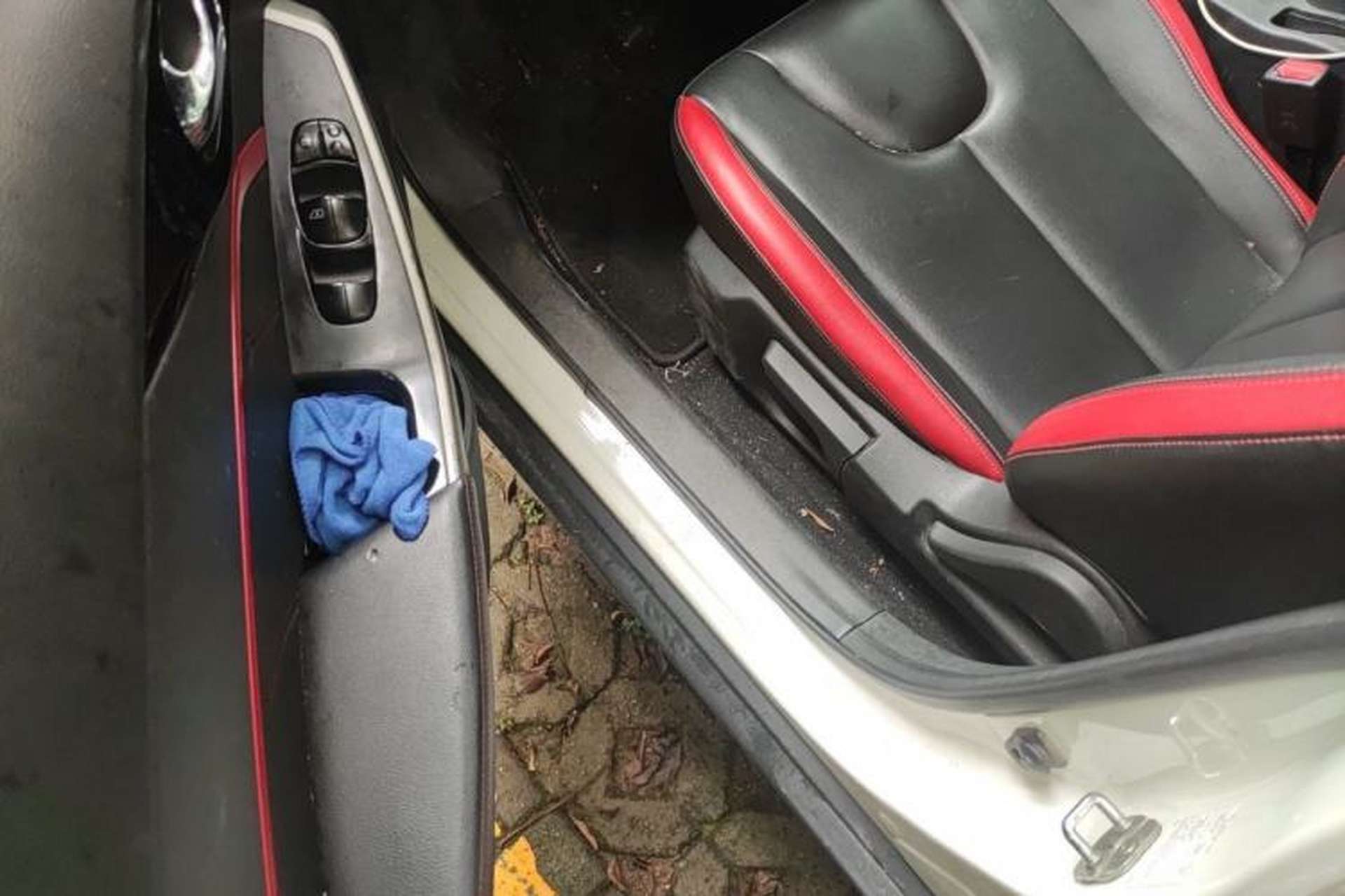 Used Venucia D60 2018 1.6L CVT Smart Connect Elite Edition Driver Seat