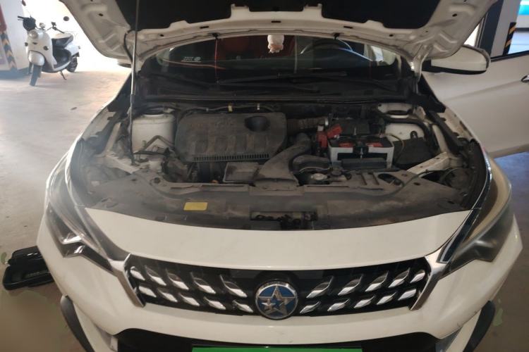Used Venucia D60 2018 1.6L CVT Comfort Edition Engine Bay