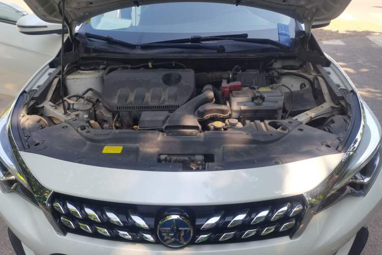 Used Venucia D60 2018 1.6L Manual Smart Connect Elite Edition Engine Bay