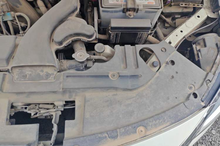 Used Venucia D60 2018 1.6L Manual Smart Connect Elite Edition Engine Bay Left