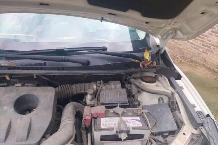 Used Venucia D60 2018 1.6L CVT Smart Connect Luxury Edition Engine Bay Left