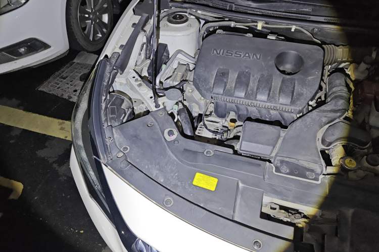 Used Venucia D60 2018 1.6L CVT Smart Connect Elite Edition Engine Bay Right